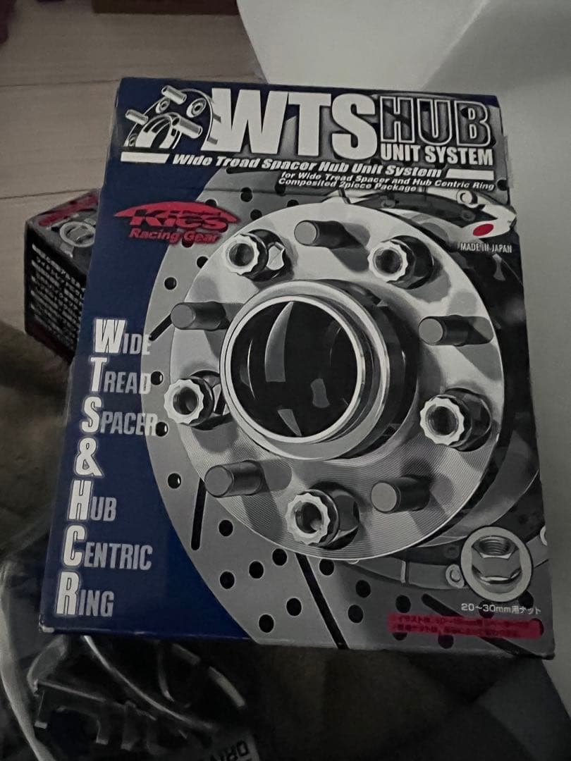 協永産業プリウス 86 スバル　PCD1005H-100ワイトレ30mm