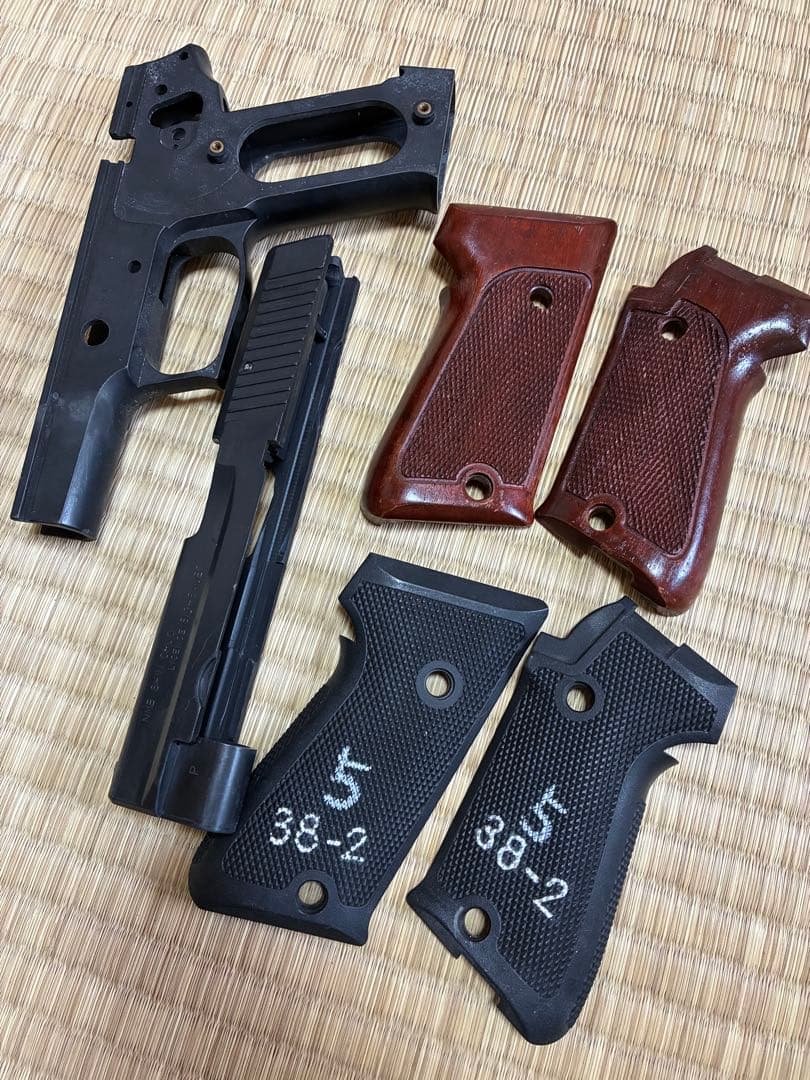 タナカP220用グリップセット＋ABSフレーム