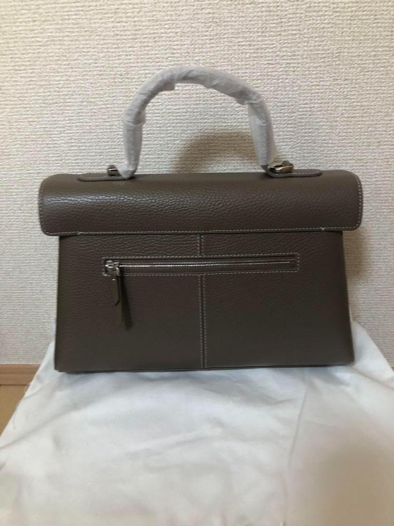 CAFUNE カフネ グレー レザーバッグ ショルダーストラップ付き