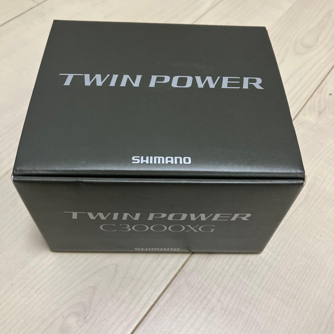 極美品 シマノ 24ツインパワー C3000XG