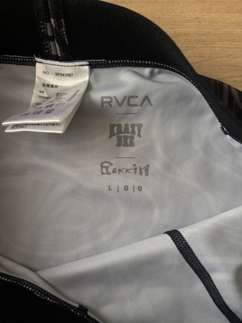 RVCA KRAZY BEE GAKKIN レギンス