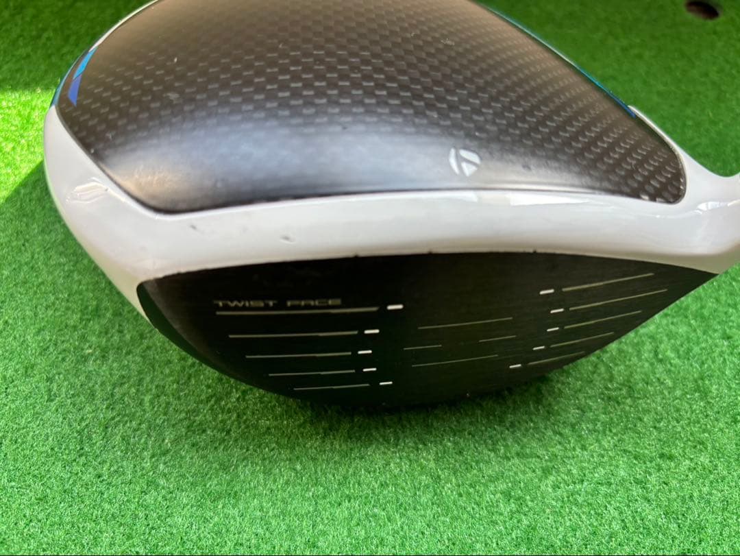 Taylor Made テーラーメードSIM2MAX ドライバー
