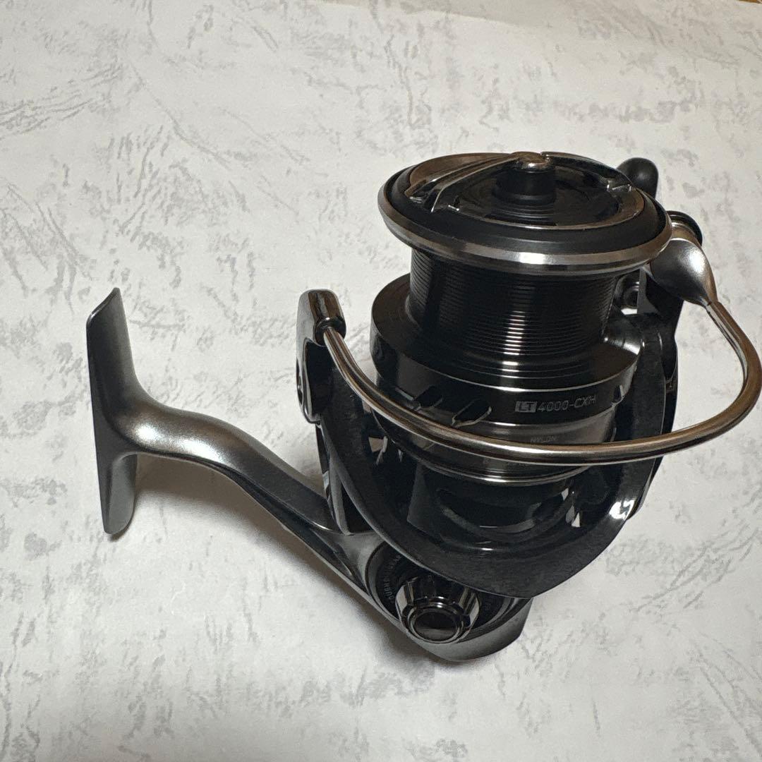 Daiwa カルディアLT4000CXHスピニングリール