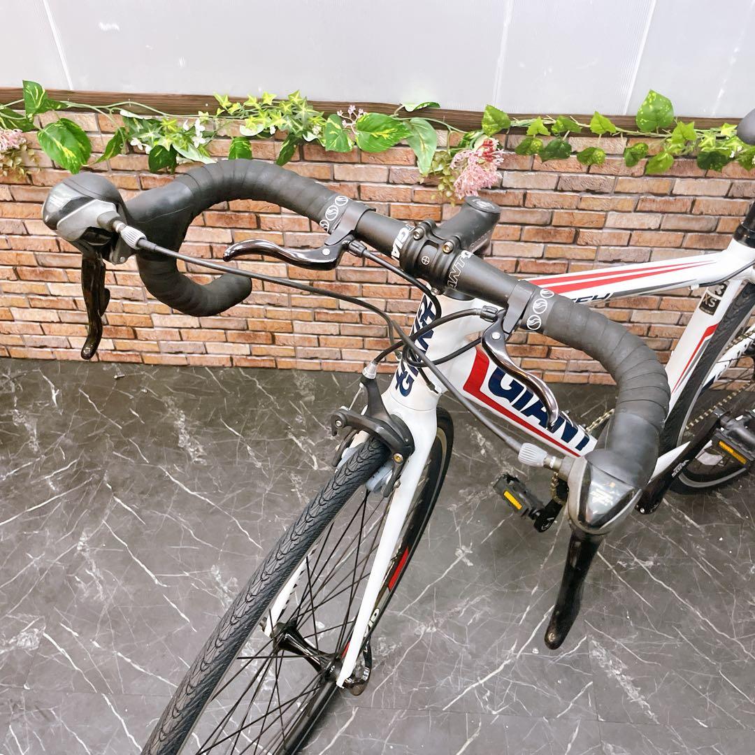 【18】ロードバイク スポーツ車 GIANT DEFY ホワイト SORA
