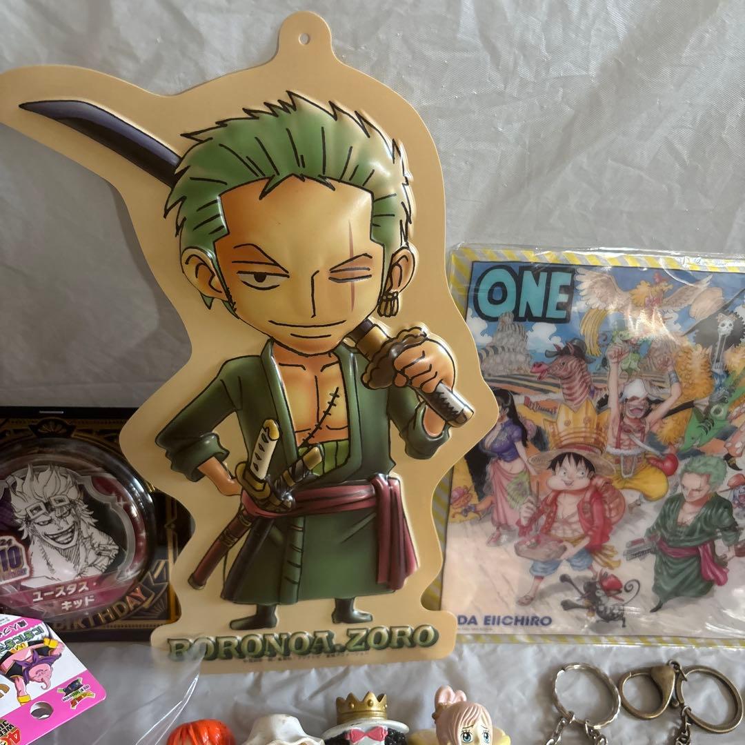 ONEPIECE ワンピース グッズ 缶バッジ まとめ売り 大量 アニメグッズ