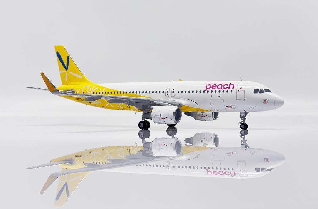 航空機・ヘリコプター Peach A320 JA08VA 1/200