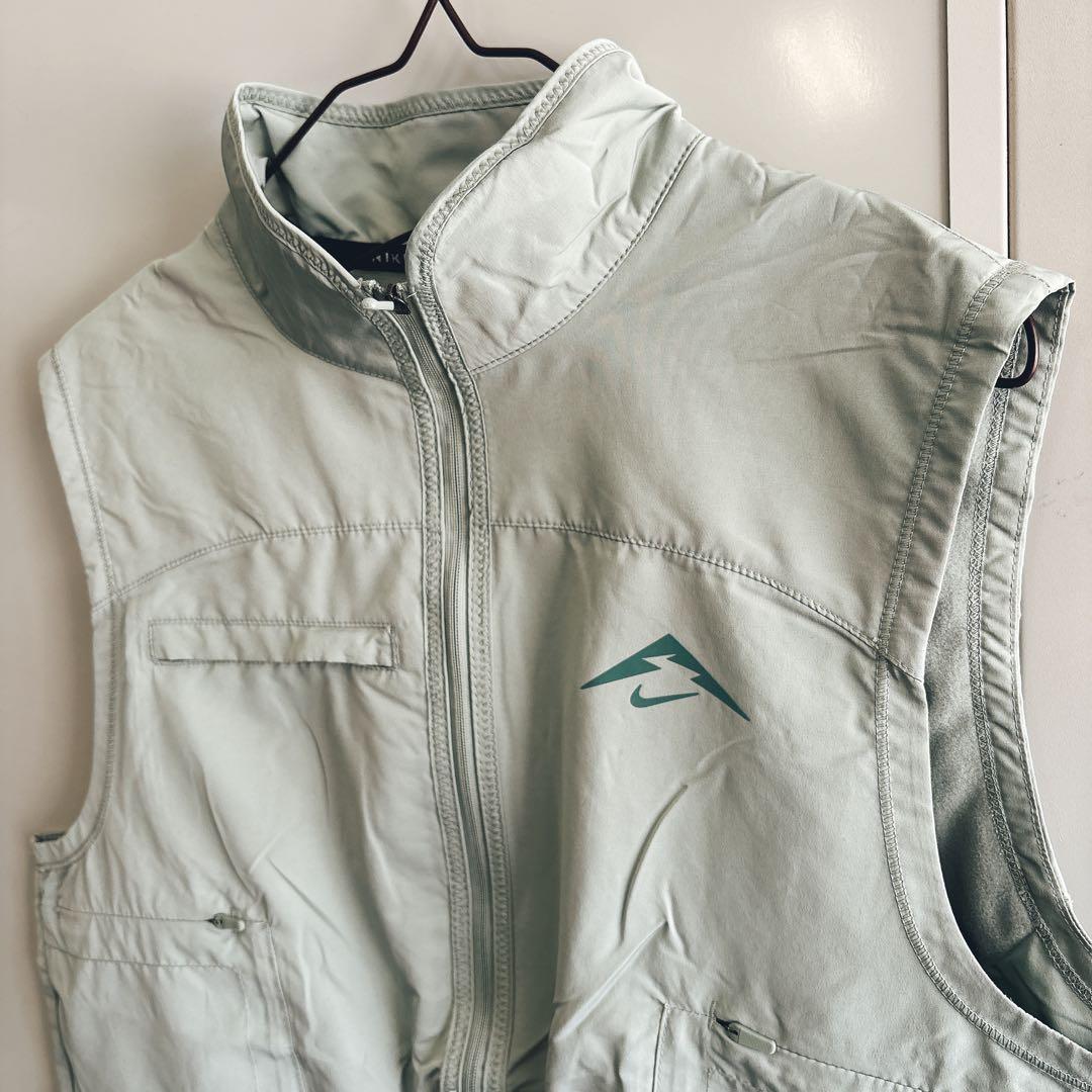 【新品】ナイキ ベスト トレイル レペル ランニングベスト 撥水 M