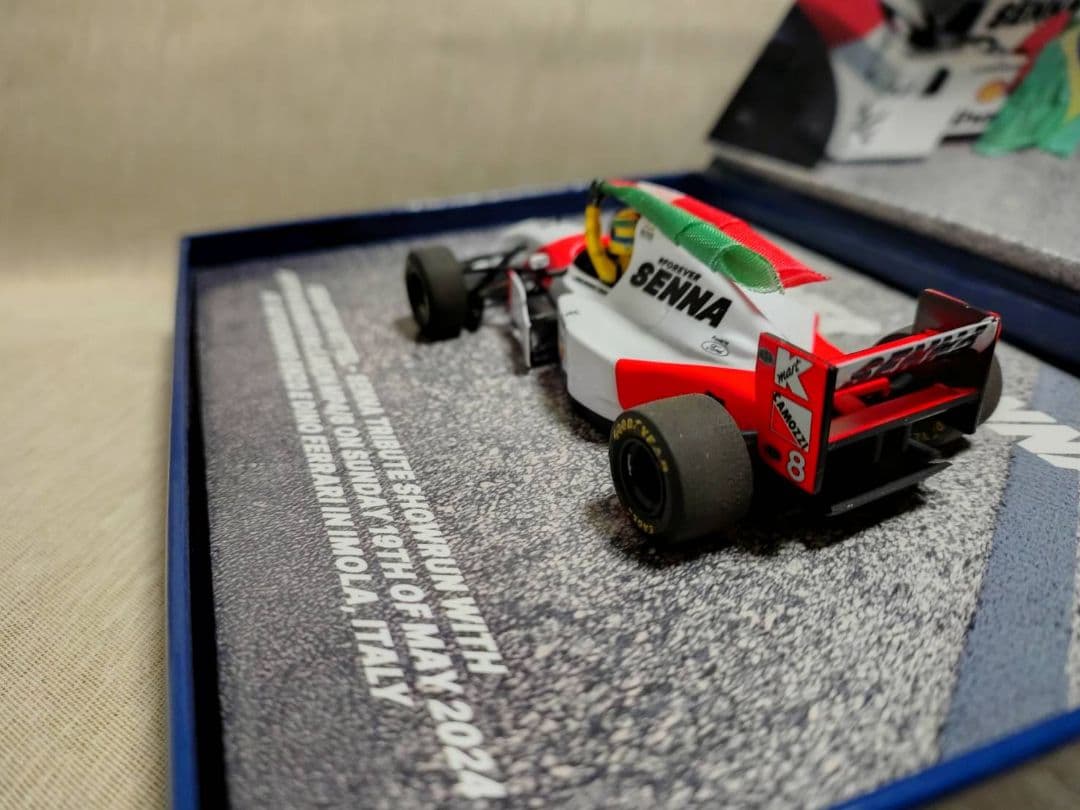 ミニチャンプス　1/43 マクラーレンフォード　MP4/8
