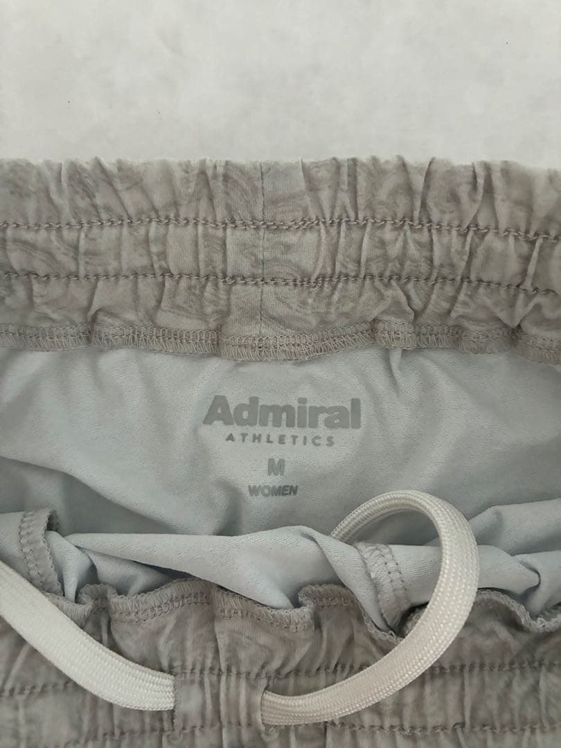 Admiral グレー模様入りTシャツ Mとスコート　上下セット
