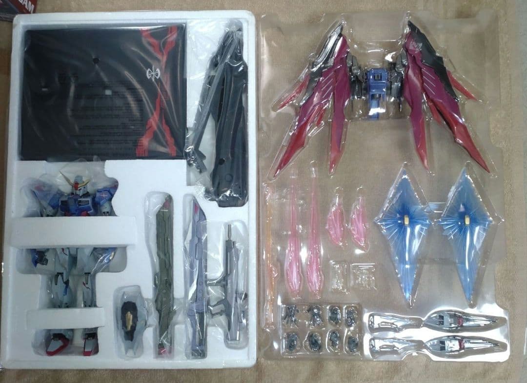メタルビルド デスティニーガンダム フルパッケージ & ストフリ 光の翼