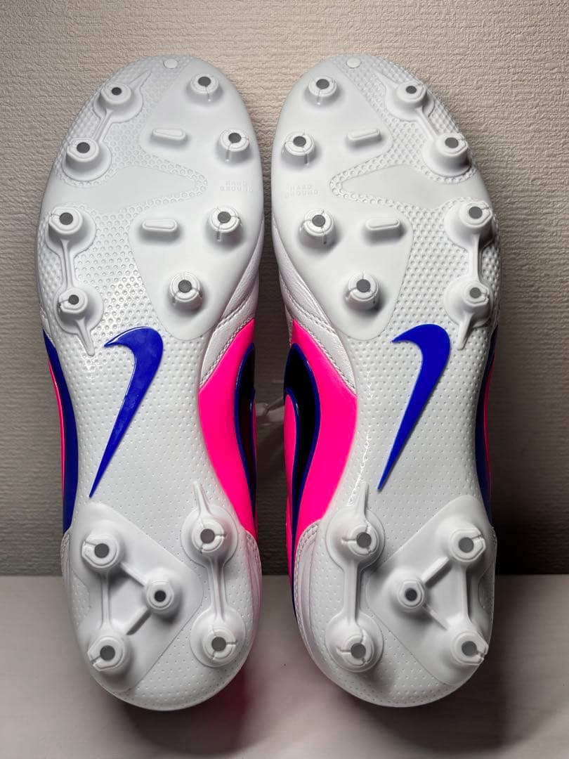 【新品・未使用】Nike サッカースパイク