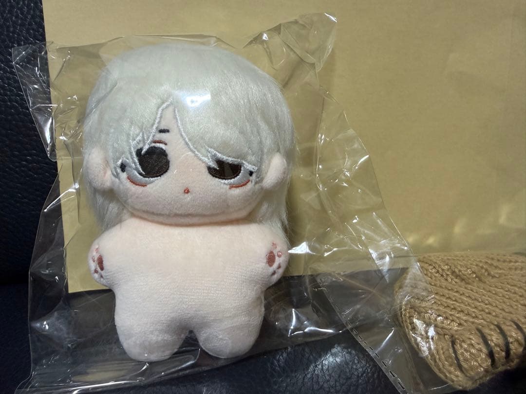 ENHYPENぬいぐるみ　ヒスン　10センチ　マスター　正規品⭐️「401」