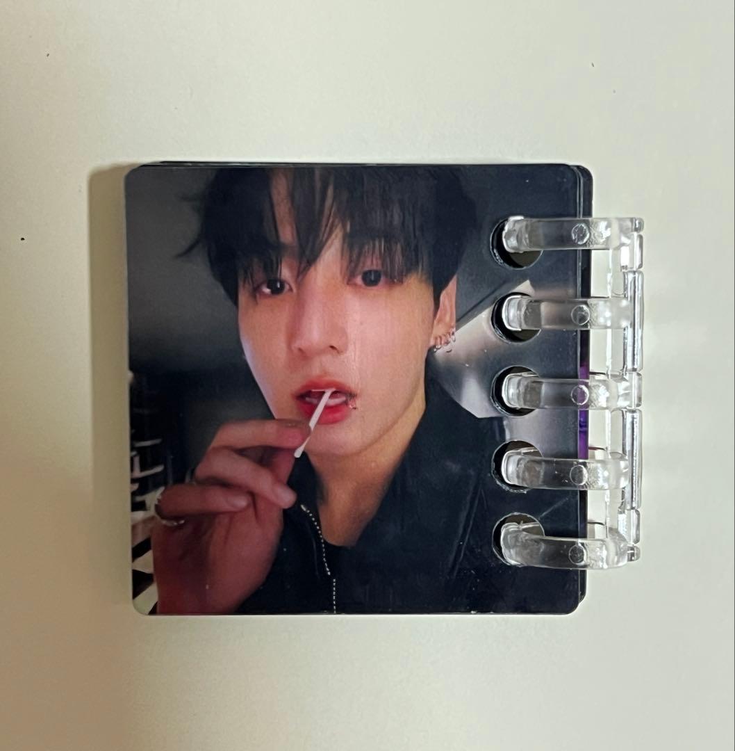 BTS jungkook グク　アクリルフォト　アルバムキーホルダー⑦