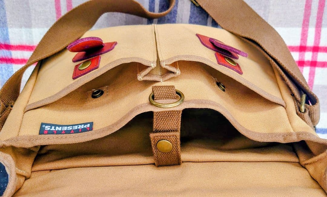 リトルプレゼンツ ショルダーバッグ