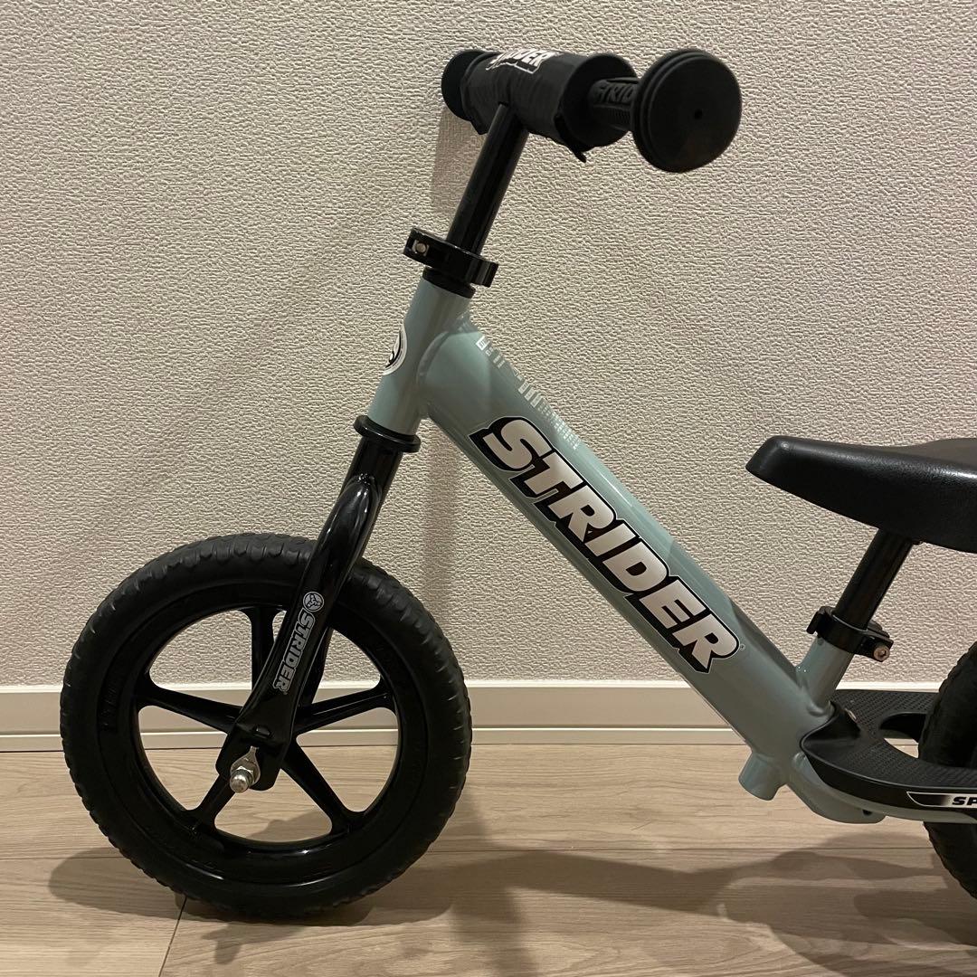 美品　希少　ストライダースポーツ 限定 アイスブルー