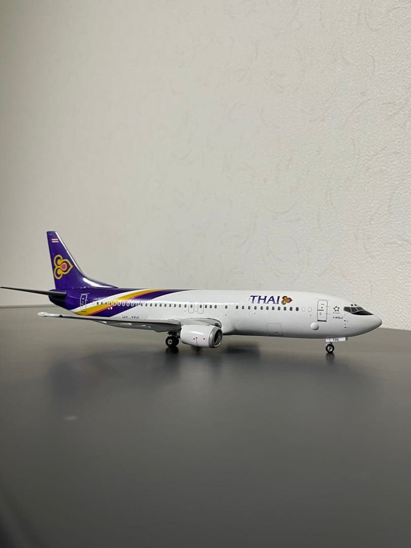 THAI 航空Boeing 737-407