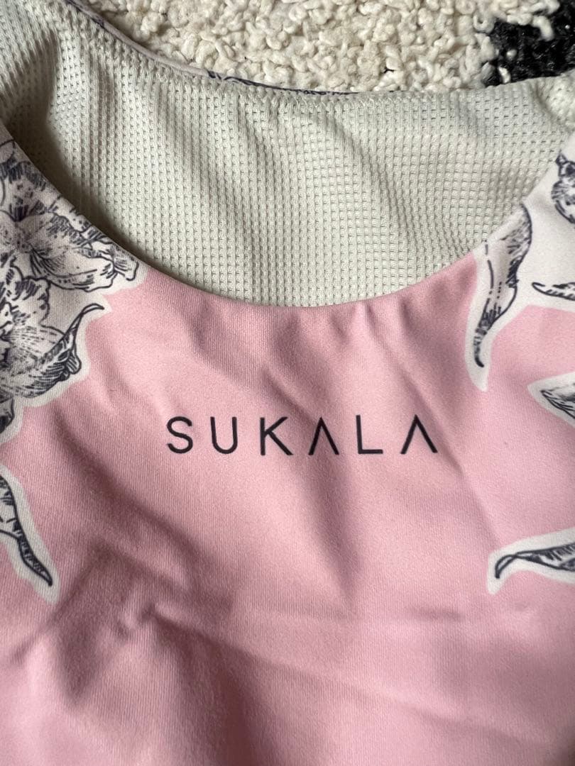 【SUKALA】アンティーク　プリント　ブラトップM スカーラ　LAVA 美品