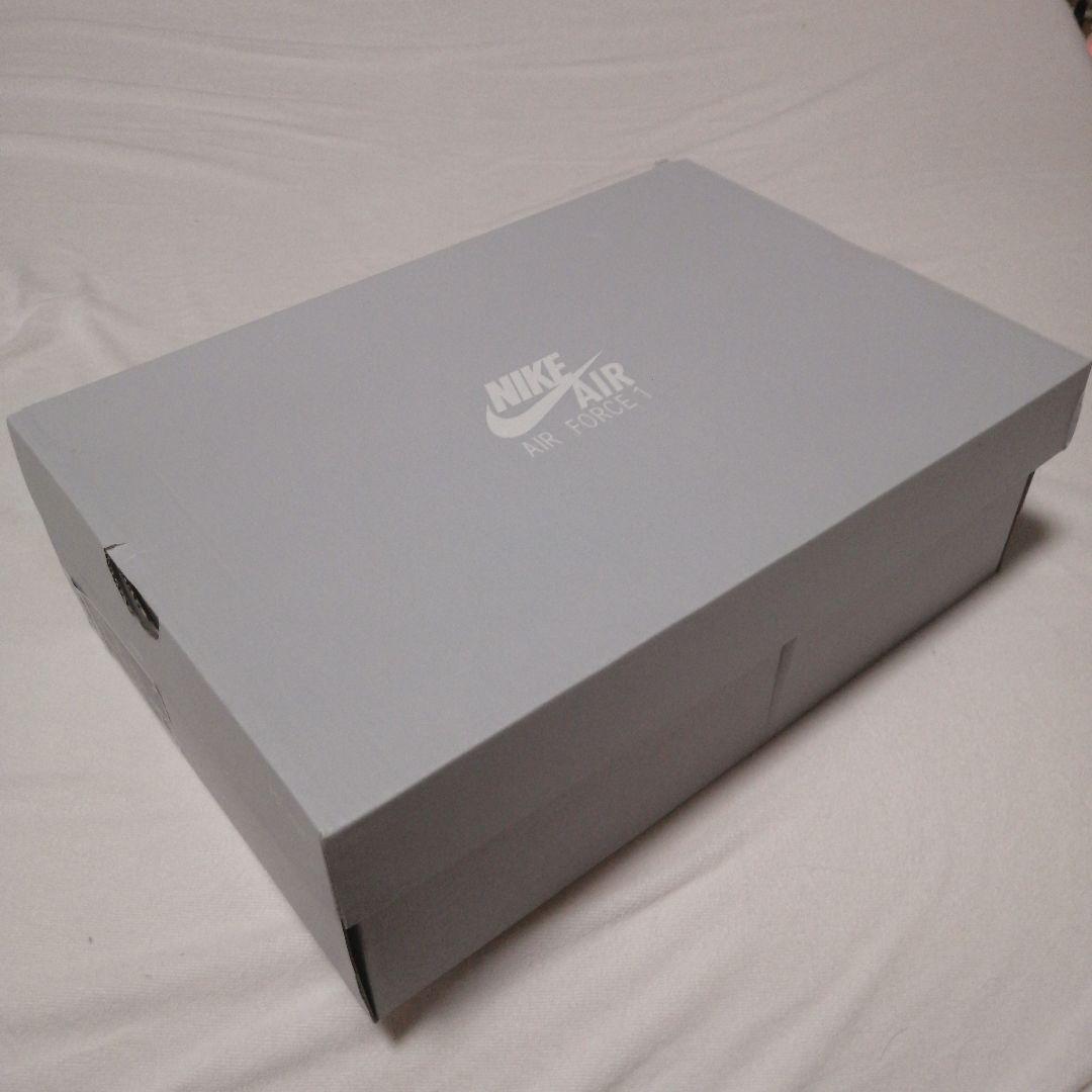 期間限定新品未使用Nike Air Force 1 07バトルロイヤル箱ラベル付