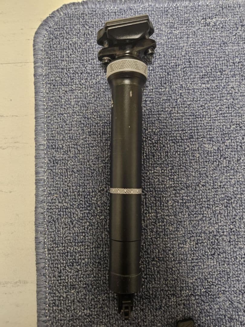 PNW Loam dropper seatpost ドロッパーシートポスト