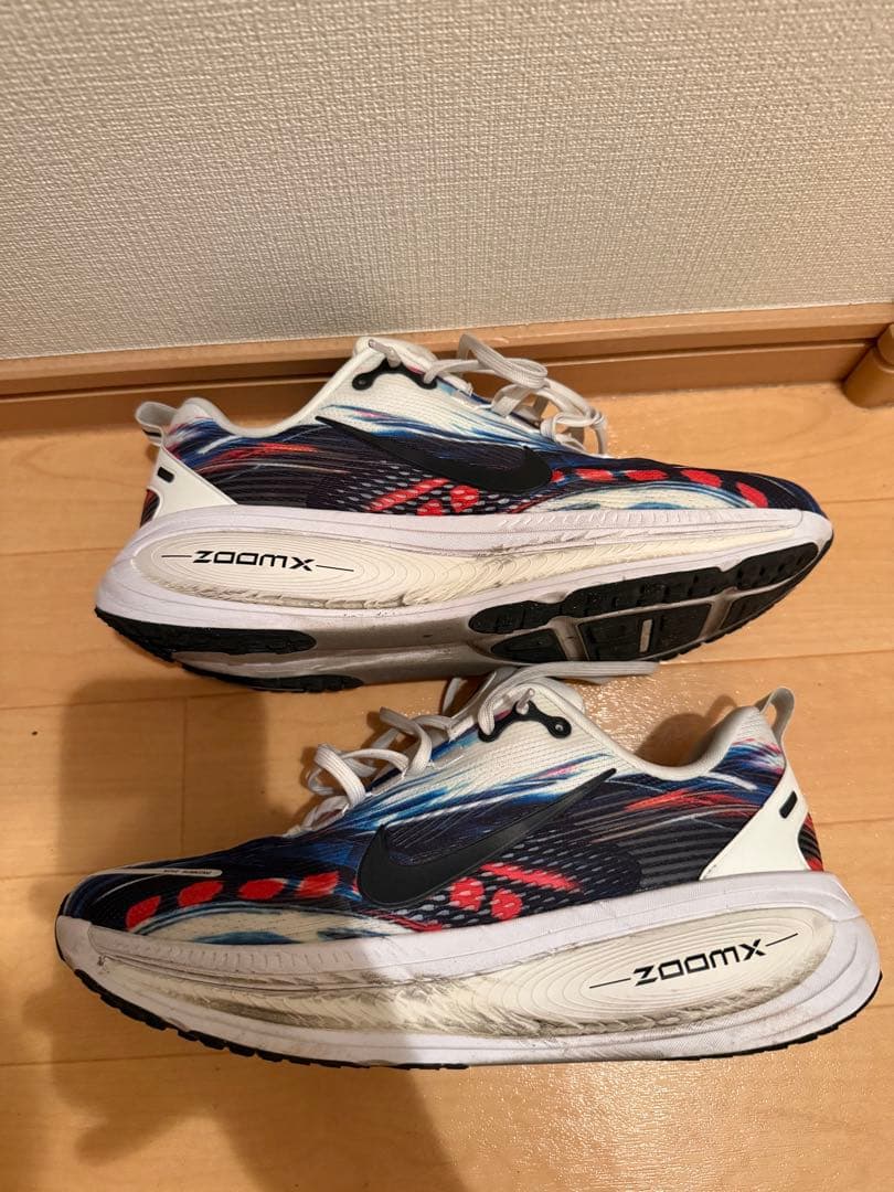 ナイキ ボメロ 18