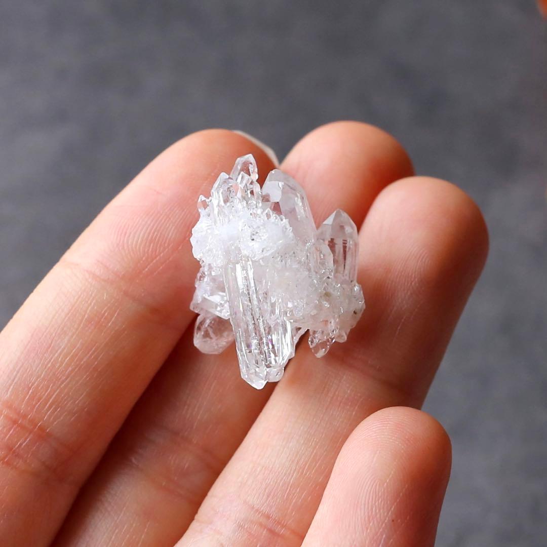 ミニチュアクォーツクラスター 鉱物標本 パワーストーン 水晶 天然石