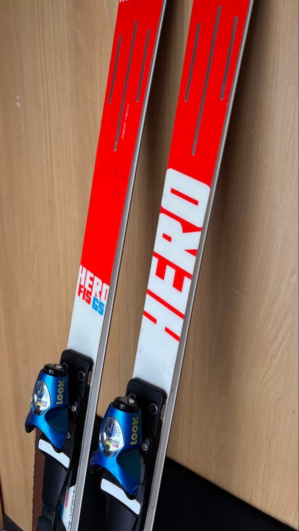ロシニョール ROSSIGNOL HERO FIS GS 183