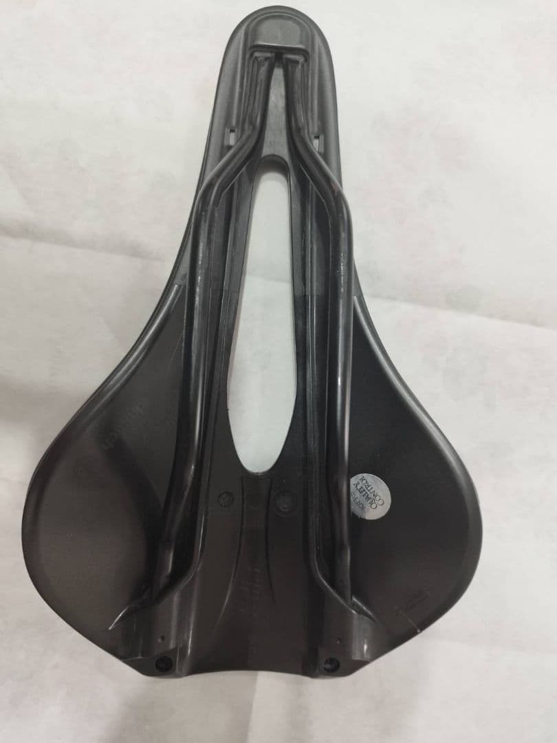 Selle Italia NOVUS Boost EVO TM サドル
