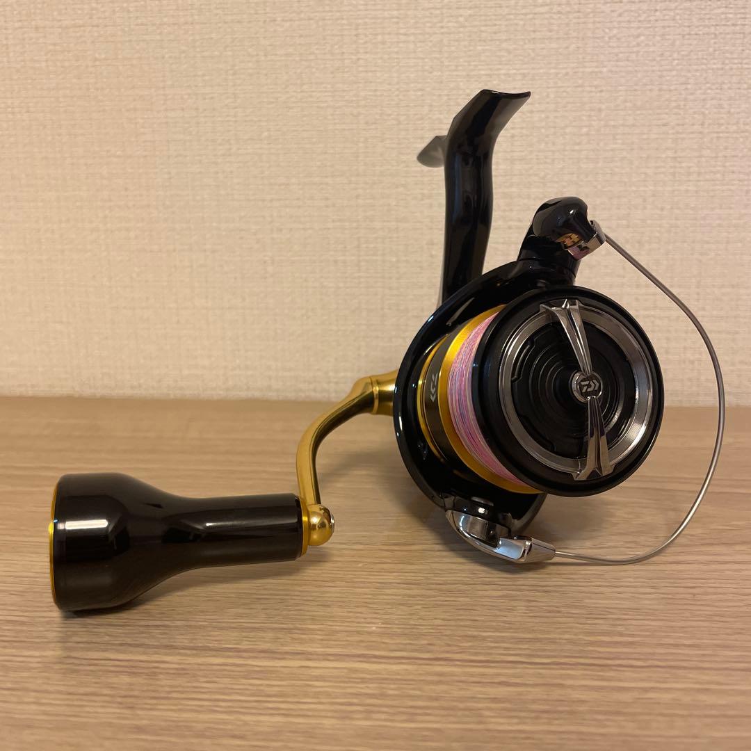 23レガリスLT4000-CXH　スピニングリール　レブロス　カルディア　レグザ
