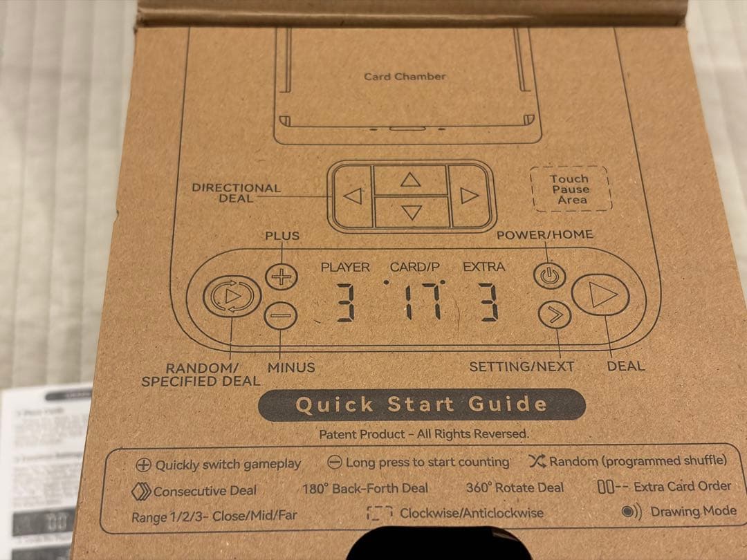 カードディーラーマシン　ポーカー　トランプ　テキサスホールデム