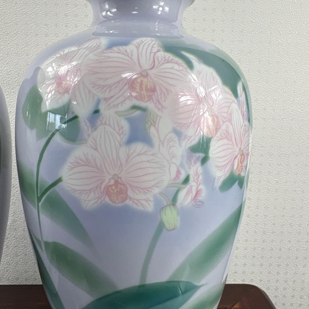 深川製磁 色絵彩磁 胡蝶蘭 花瓶 蘭の花デザイン 2個セット深川