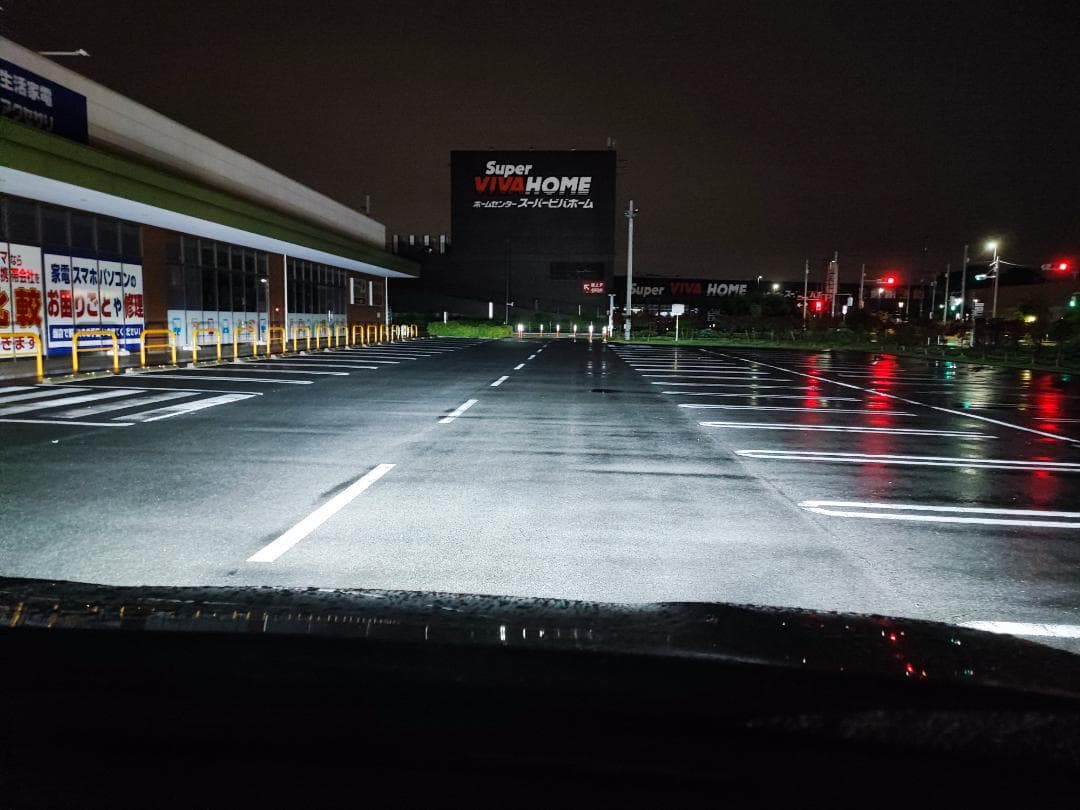18LED　宇宙一明るいLEDバルブ　T10プレゼント　暗ければ返金　D2D4