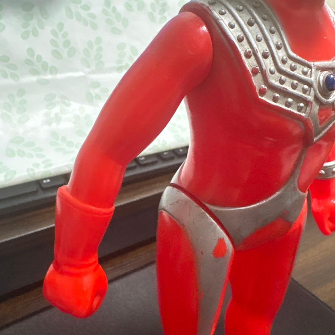 ウルトラマンタロウ