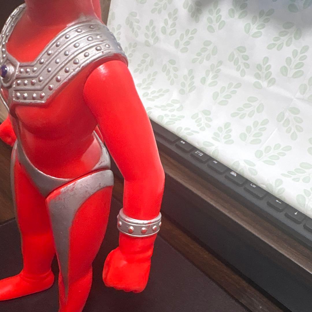 ウルトラマンタロウ