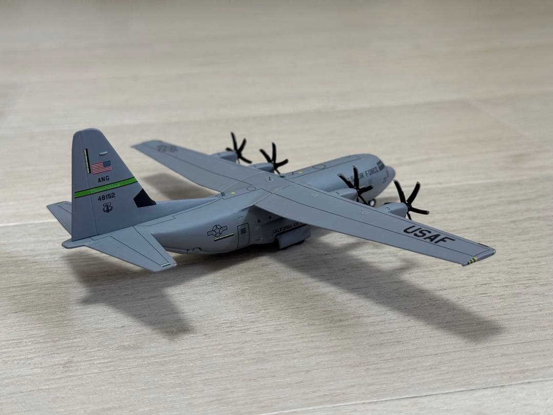 航空機・ヘリコプター Gemini 200 LOCKHEED C-130J 1/200
