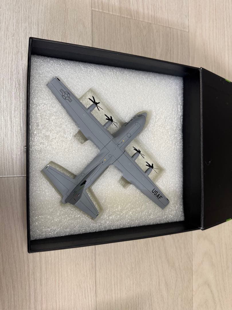 航空機・ヘリコプター Gemini 200 LOCKHEED C-130J 1/200