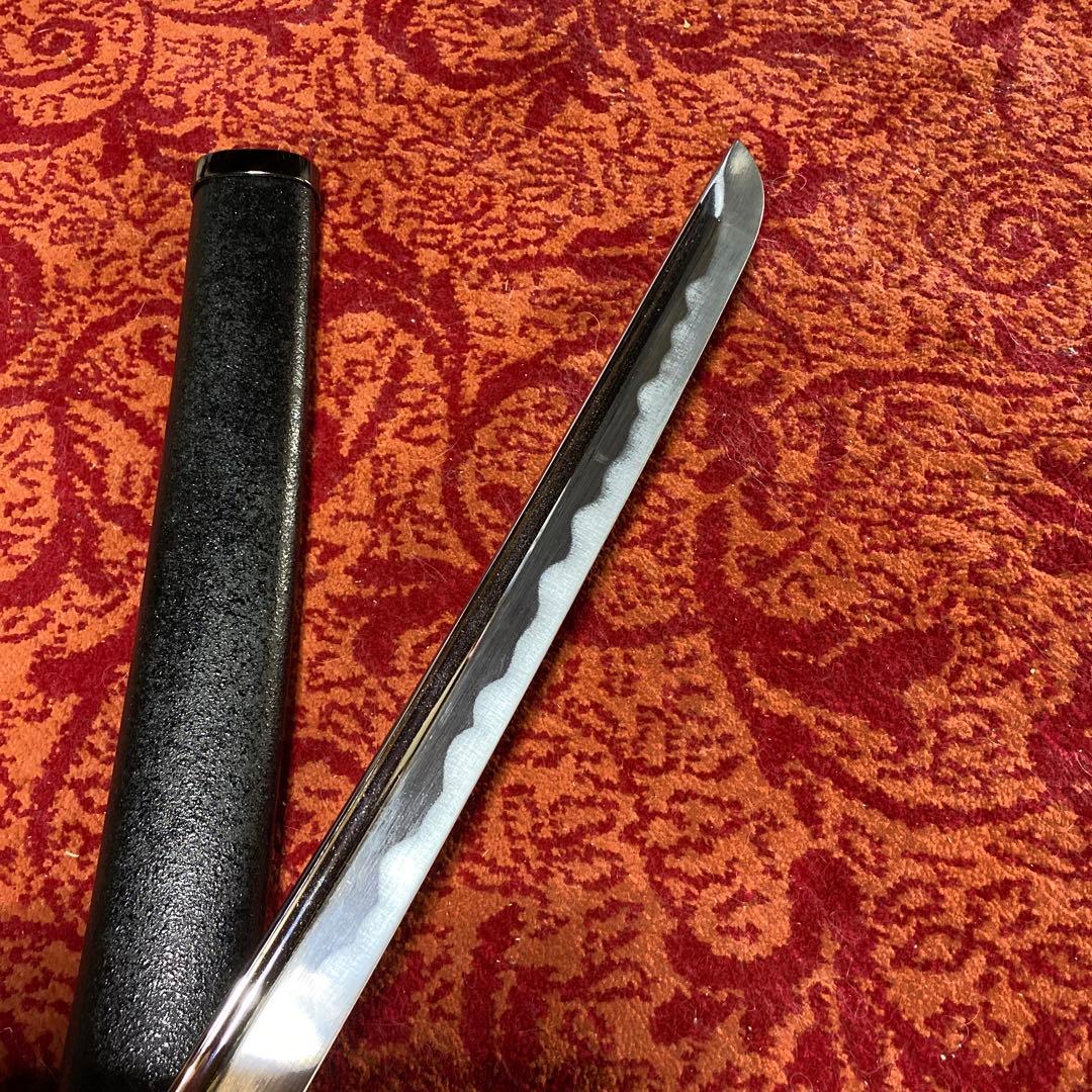 高級模造刀(刀袋付) 黄色柄黒鮫皮 龍彫透し銀丸鍔 黒梨地鞘