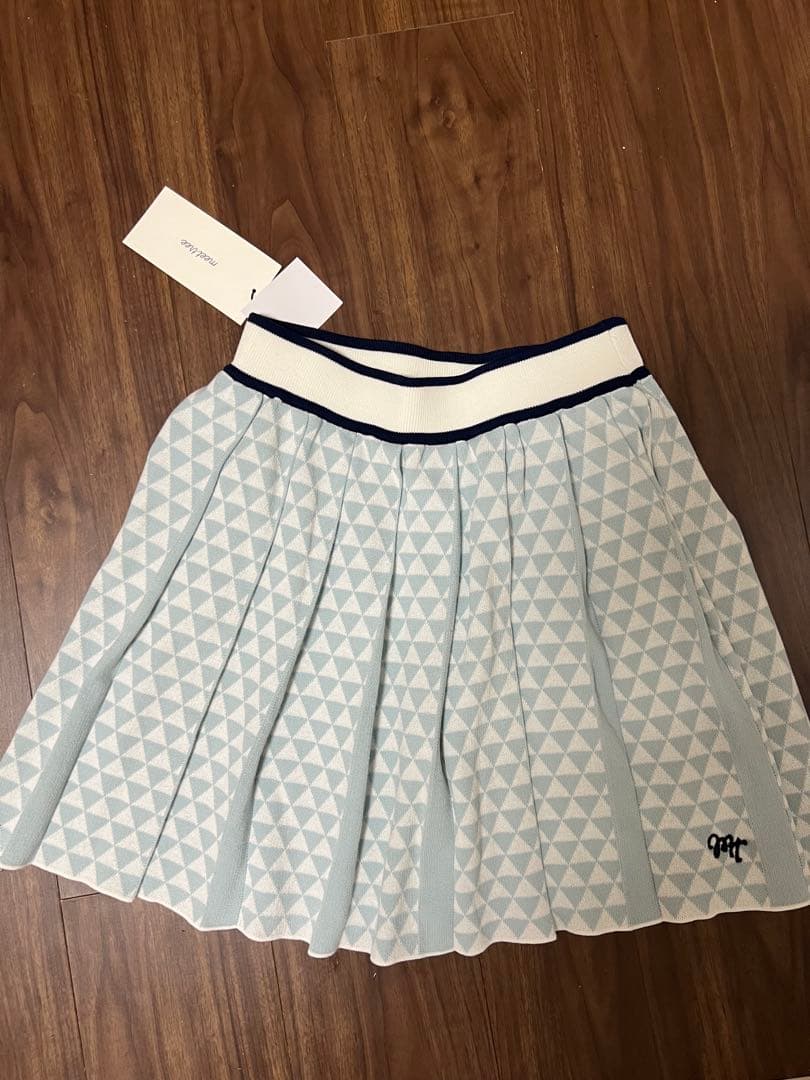 新品タグ付き ゴルフウェア ニットプリーツスカート