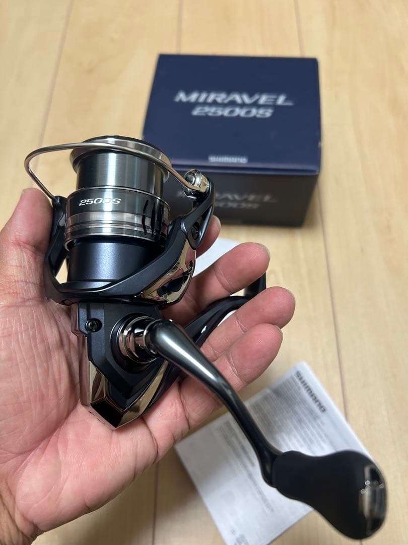 シマノ　22 ミラベル　2500S