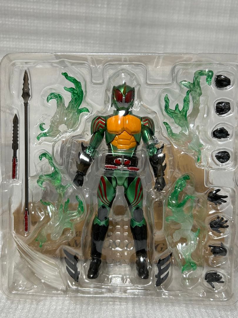 S.H.Figuarts 仮面ライダーアマゾンアルファ+オメガ amazo限定版