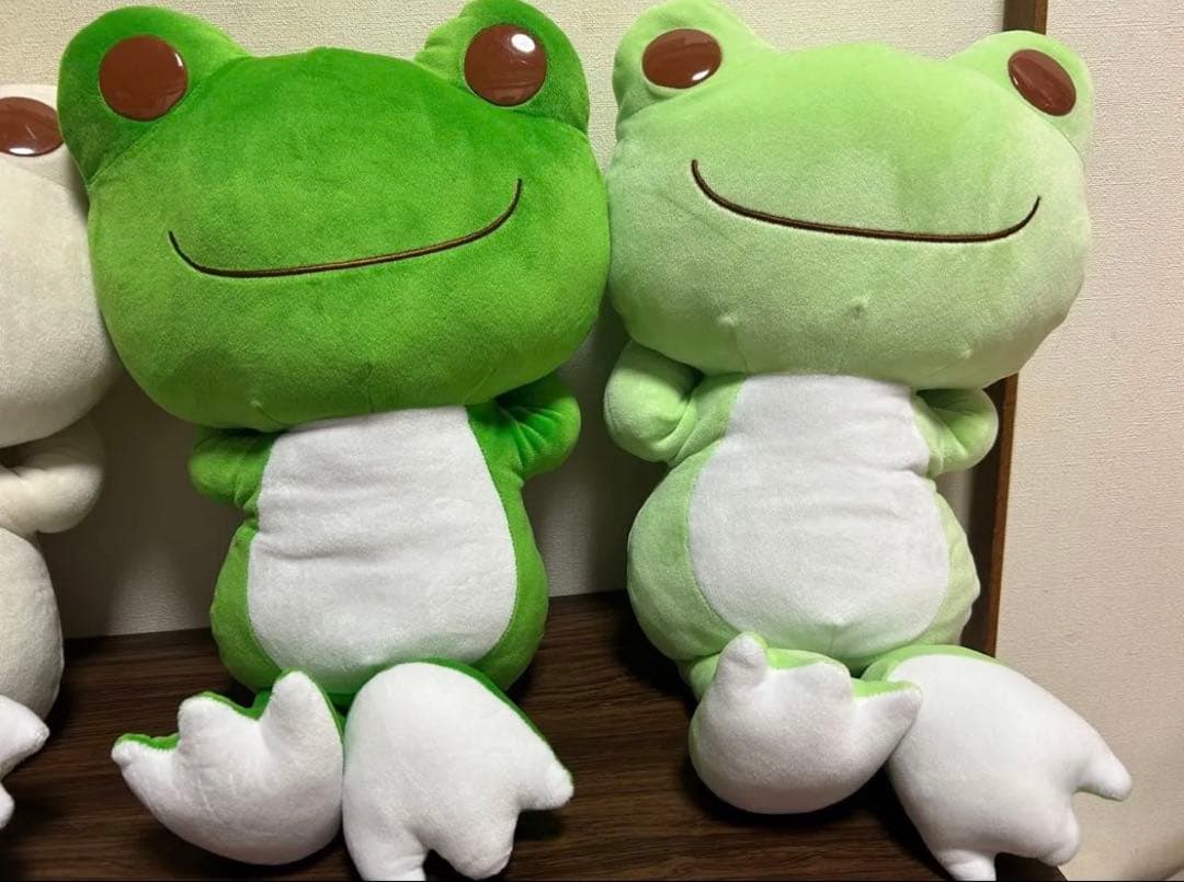 かえるのピクルス　カエル　もちもちおひるねBIG ぬいぐるみ　 マスコット