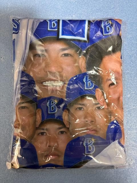 横浜ベイスターズ ファンフェス ガチャ 桑原選手顔写真Tシャツ　サインボール