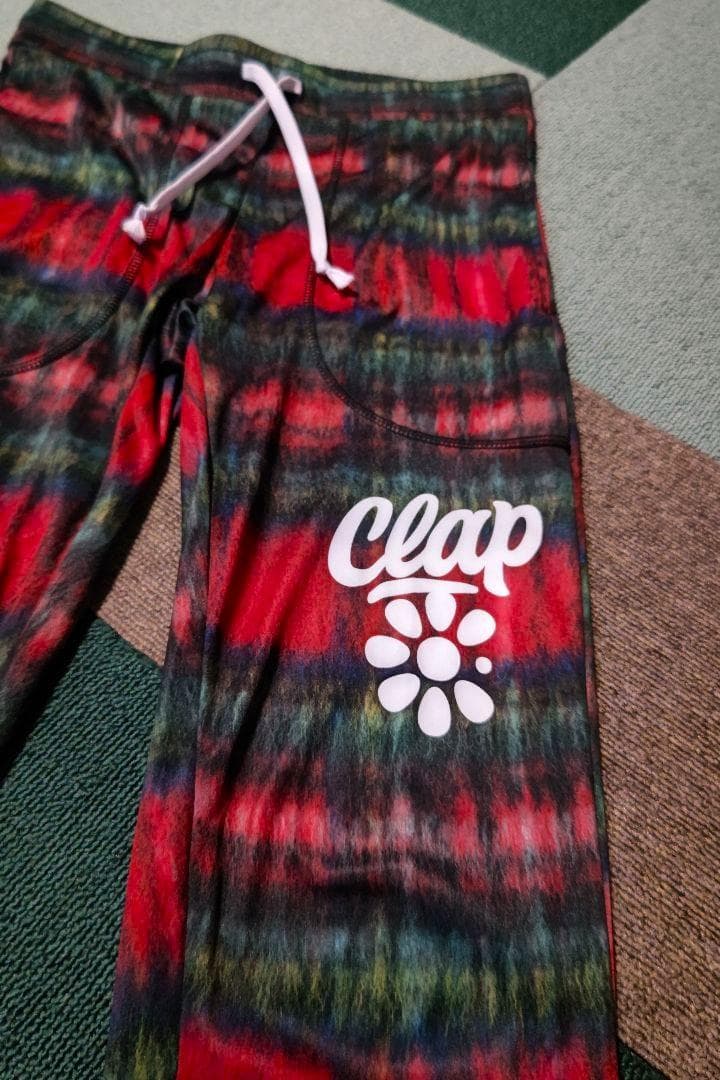 clap クラップ　クリスマス　ウィンターチェッククロップドパンツ　フィットネス