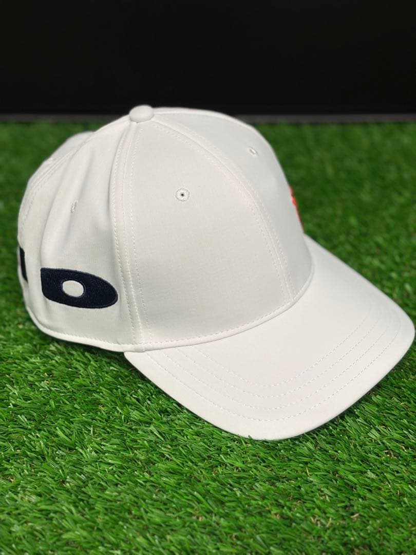 希少品⭐︎RODDIO ロッディオ　帽子　キャップ⭐︎ホワイト⭐︎新品