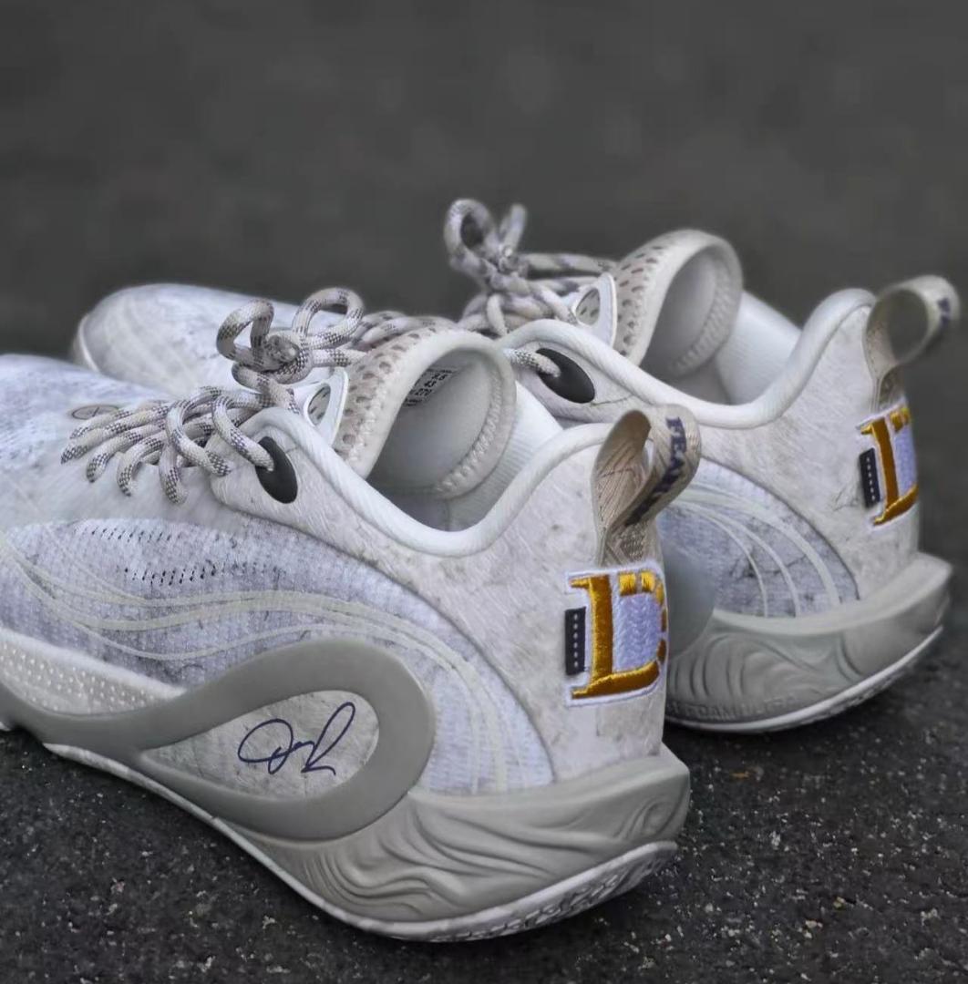 リーニン WOW Dlo1 月ノ岩 US 9.5