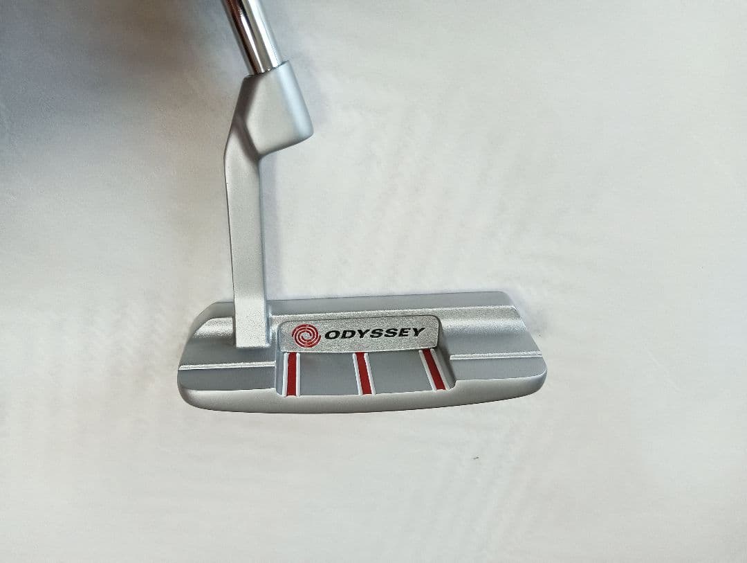 極美品 ODYSSEY パター ヘッドカバー付き