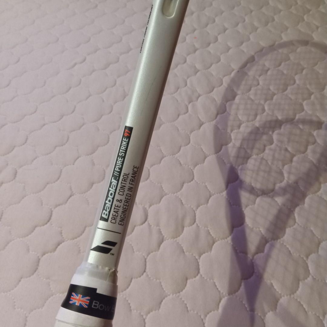 美品　BABOLAT　ピュアストライク97 16×20 G2(2024年モデル)