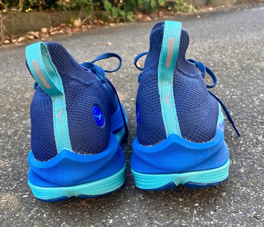 【走行少】Mizuno ミズノ ネオビスタ ネイビー 27.5cm