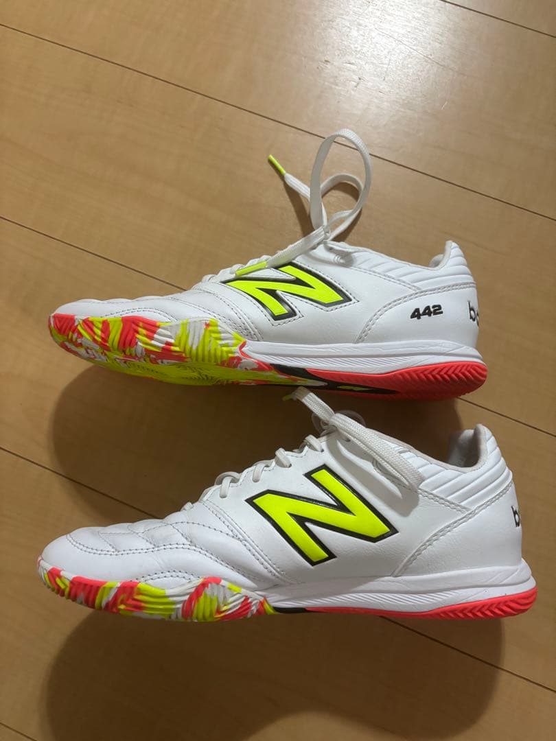 New Balance 442 フットサルシューズ ホワイト/イエロー　26cm