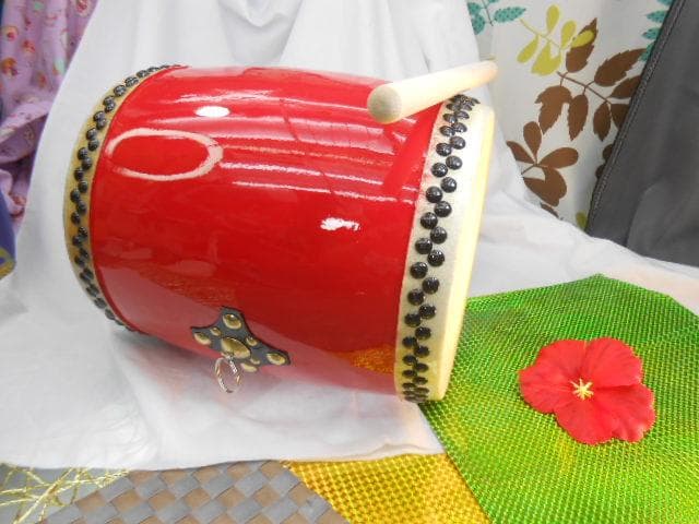 ☆限定未使用(送料無料)15.980円　エイサー小太鼓24cm 3mのサージ付き