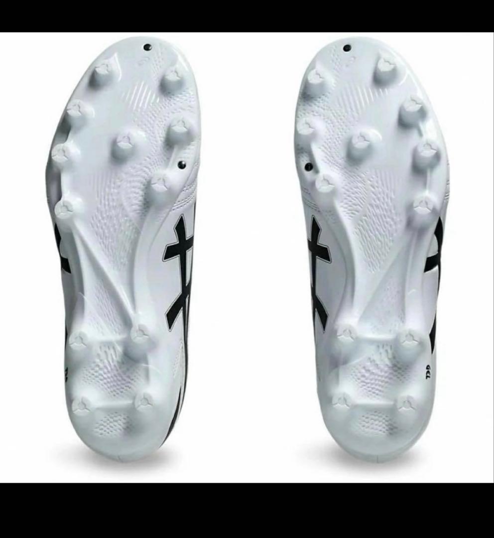 新品未使用品　ASICS DS LIGHT サッカーシューズ ２７.5cm